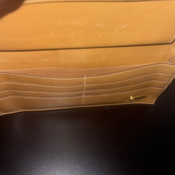 AUTHENTIC FENDI WALLET - Picture 13 of 15